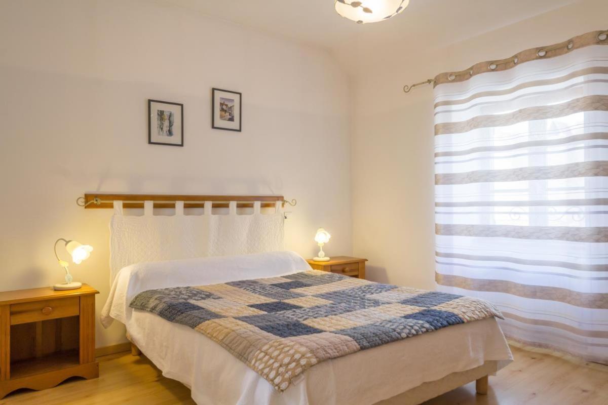Bed and Breakfast Logis De L'Orme La Rochepot Экстерьер фото